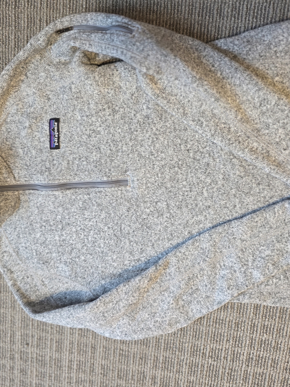 Patagonia Women's Light Heather Gray Quarter-Zip Sweater